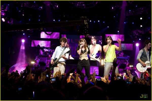   jonas brothers 3d experience