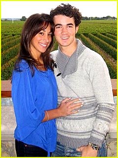 kevin-danielle-jonas-wed.jpg