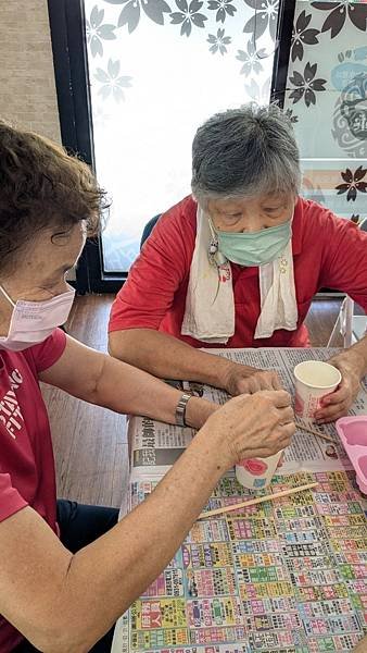 LINE_ALBUM_4手腦活動篇兔子舞能量操艾草香茅除穢皂檸檬精油吸嗅呼吸法_240803_19.jpg
