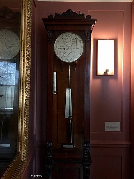 Royal Observatory clock 3.jpg