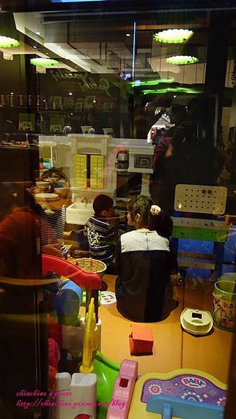 043.JPG