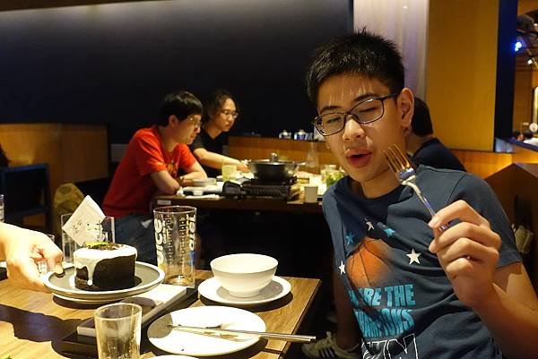【豪】歡慶十五歲生日~茶六燒肉堂