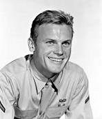 塔亨特 (Tab Hunter)