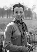 Claire Bloom -3