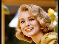 英格史蒂芬 (Inger Stevens)