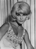 愛克森瑪 (Elke Sommer)