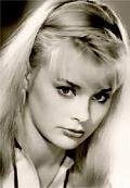 Elke Sommer -4