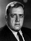 雷蒙布爾 (Raymond Burr)