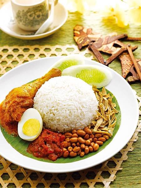 1.椰漿飯+咖哩雞Nasi Lemak with Curry Chicken