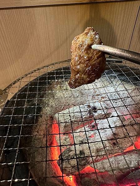 [日本-北海道-札幌-薄野完美服務及食材的燒肉店-個室焼肉つ