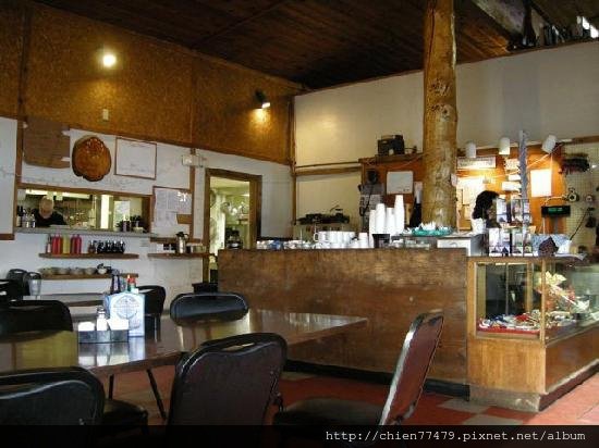 the-cafe-where-we-had.jpg