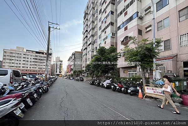 t20台中太平樹孝商圈♥雅致三房✚車位「長億新平華廈」_台中市太平區樹孝路274巷9弄17之1號2樓 (19).jpg