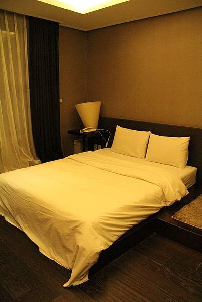 103-11-4GOOGLE Hotel