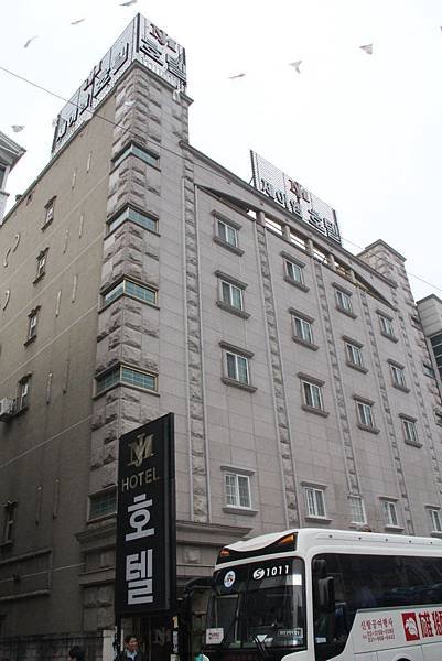 103-11-5JM Hotel