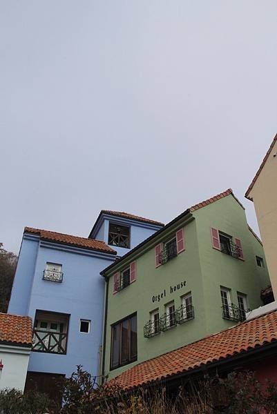 103-11-5小法國村