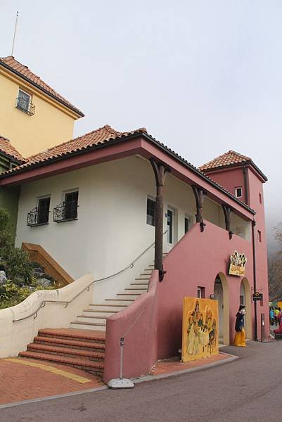 103-11-5小法國村