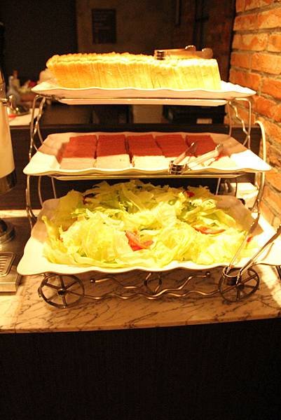 103-11-4GOOGLE Hotel早餐