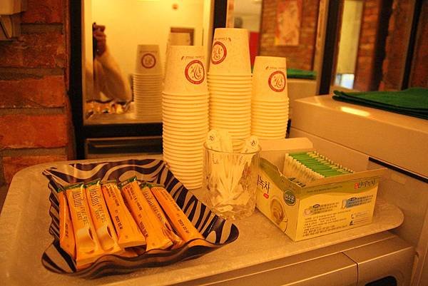 103-11-4GOOGLE Hotel早餐