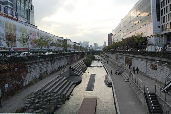 103-11-5清溪川