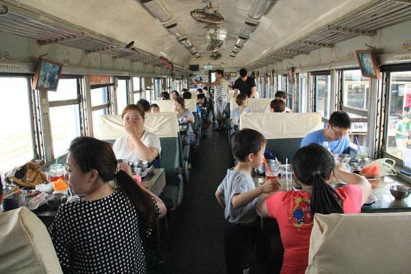 104-06-21通霄~石蓮園鐵道火車餐廳民宿