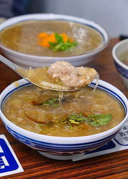 肉羹界LV「王爺王肉羹」台中水湳推薦必吃排隊美食