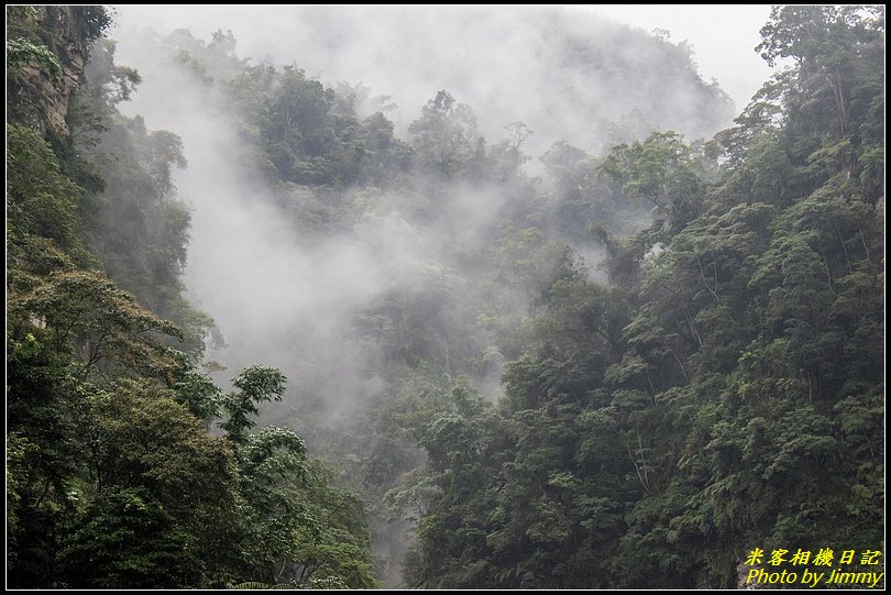 竹山天梯、太極峽谷‧體驗雄偉天梯、險峻峽谷