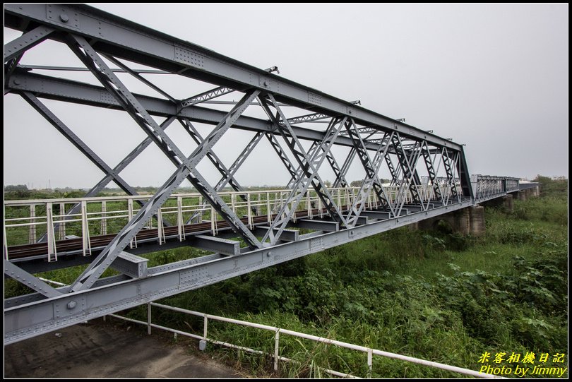 虎尾糖廠鐵橋．來欣賞不同形式橋桁架的特殊設計