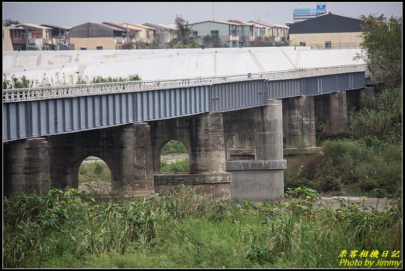 虎尾糖廠鐵橋．來欣賞不同形式橋桁架的特殊設計