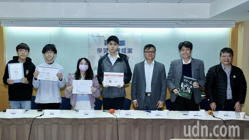 明學測放榜 大學教授喊話學習歷程「多」不一定「好」_教授：學