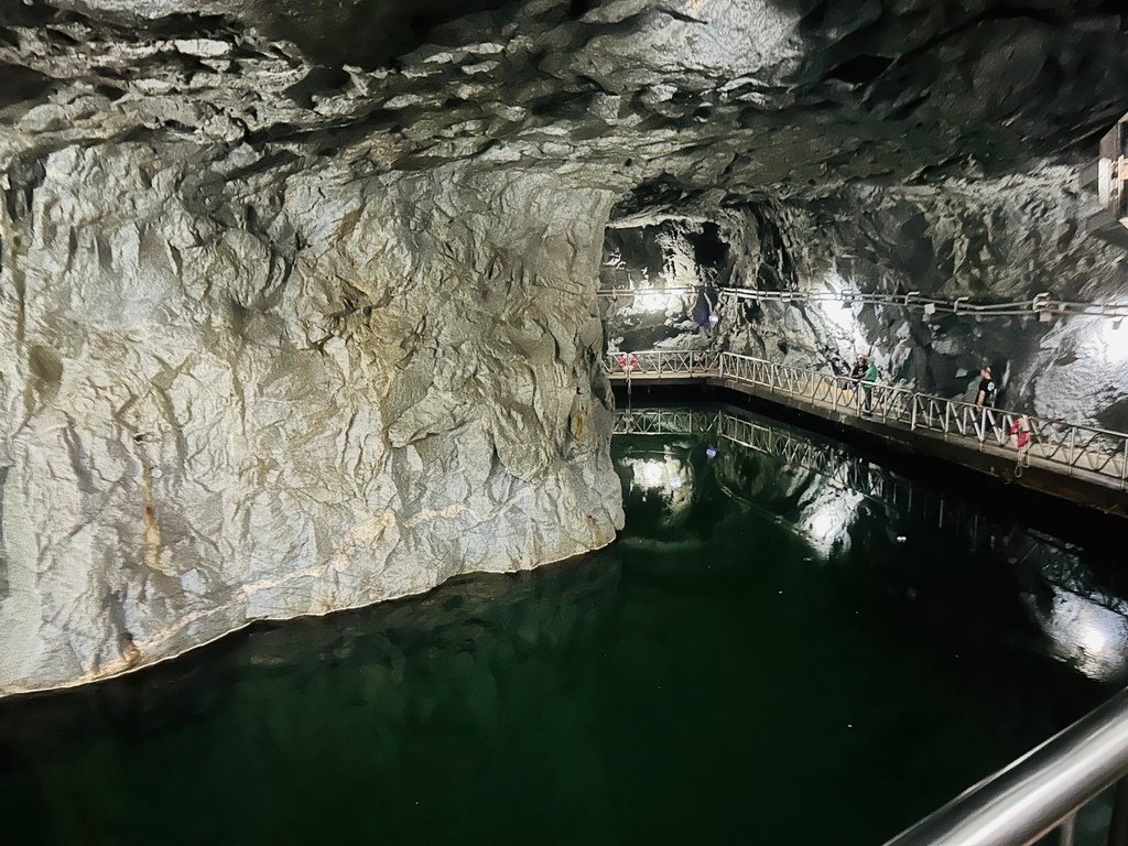 S__48611449_0.jpg