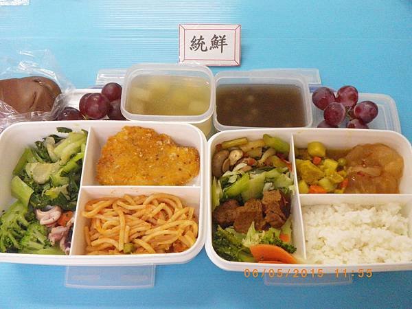 2015-5-6營養午餐照片 (花椰菜、青江菜)