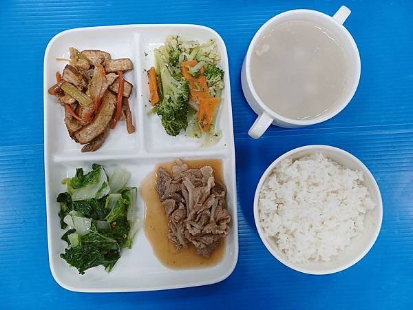 2024-04-19營養午餐照片