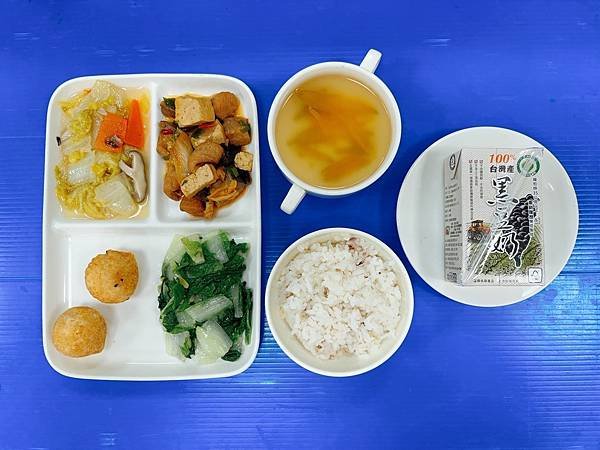 2024-11-07營養午餐照片