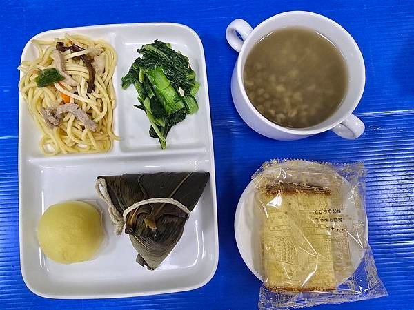 2025-05-07包高中餐點照片