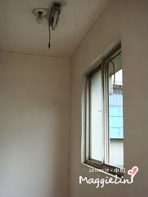 樓梯間窗戶