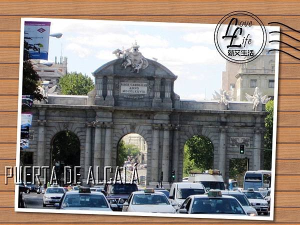 PUERTA DE ALCALÁ.JPG