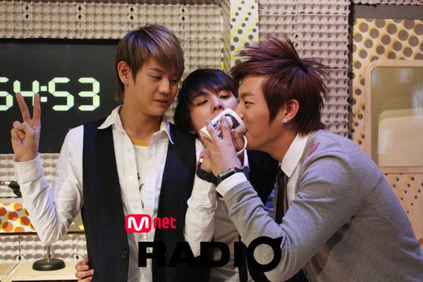 100405 Mnet電台官圖02.jpg
