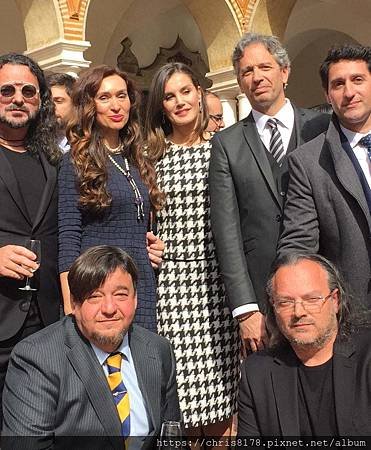 Belmonte and other artists with her majesty the Queen Letizia of Spain, Letizia is the woman dressed in black %26; white.jpg