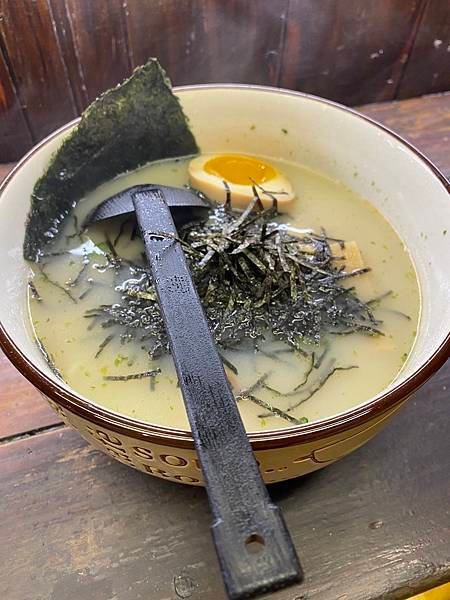 台中太平美食，一條拉麵，小小攤販大大溫暖，拉麵熱湯免費加湯，