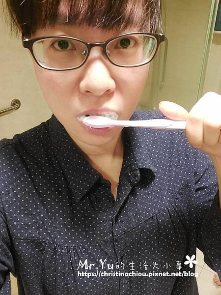 Zeola蕾歐樂閃亮全效牙膏 (12).jpg