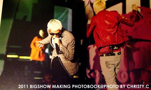 2011BigShow_Making_photobook_34.jpg