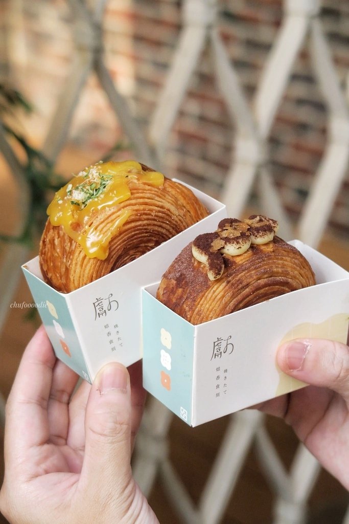 獻烘焙-全台首創圓可頌的台南甜點老宅小吃~多種口味滿滿內餡顆