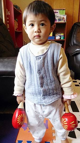 1Y10M-沙鈴-2.JPG