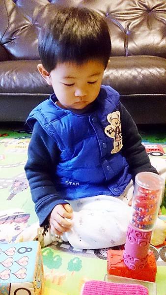 1Y10M-軟積木-4.JPG