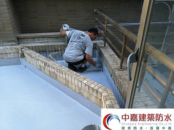 屋頂免打除防水施工/彩色PU聚氨酯防水工法-基隆市/五堵區/