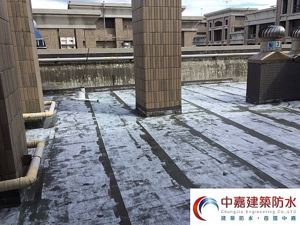 屋頂免打除防水施工/耐候型壓克力防水工法-新北市/樹林區/郭