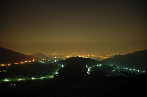 下山時隨便拍的夜景