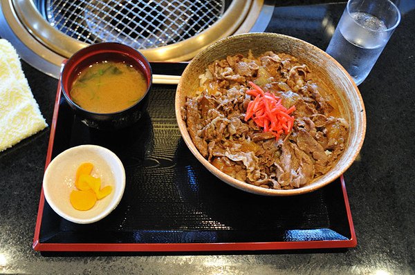 石垣牛肉飯定食(大)