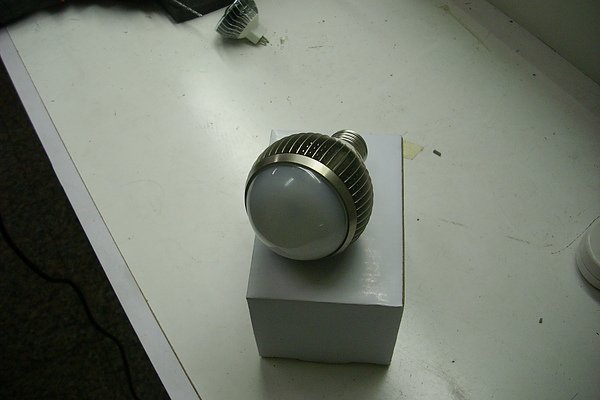 LED E27 燈泡
