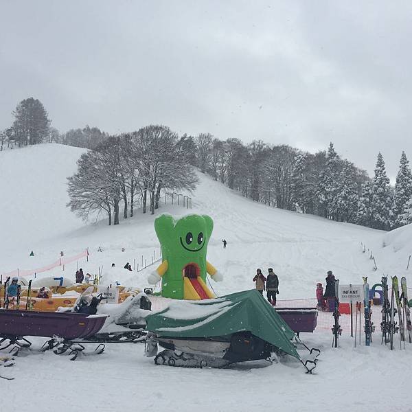 【日本滑雪】我的滑雪經驗→日本各地滑雪場的資料與裝備分享